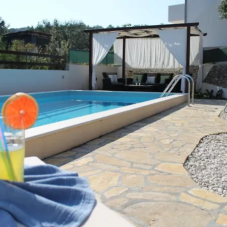 Appartement Bo&dy With Private Pool Rogoznica (Sibenik-Knin)