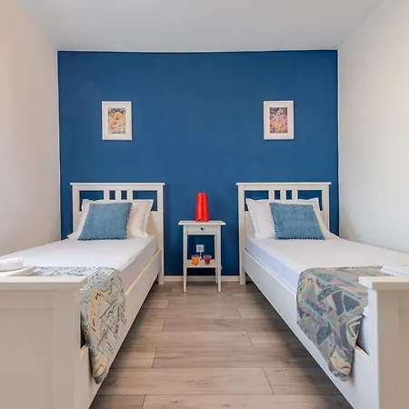 Bo&dy With Private Pool Appartement