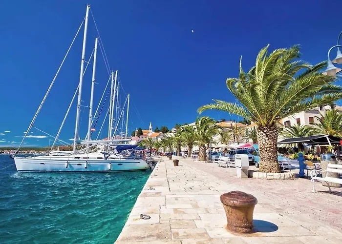 Bo&dy With Private Pool דירה רוגוזניצה