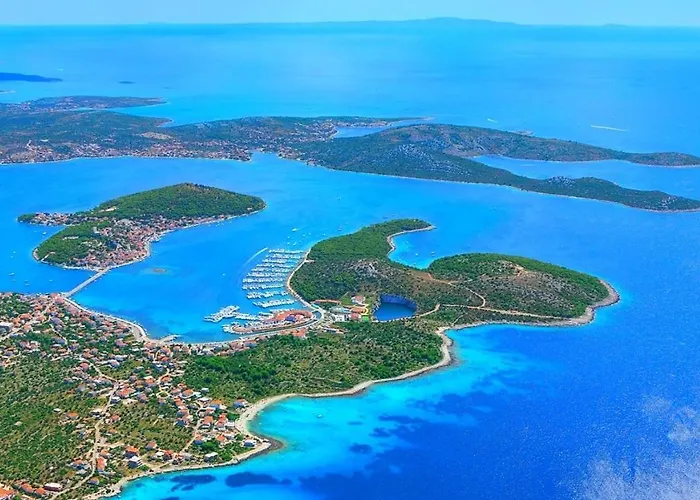 Bo&dy With Private Pool Daire