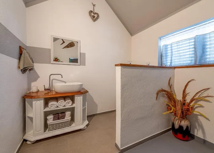 Daire Bo&dy With Private Pool Rogoznica (Sibenik-Knin)